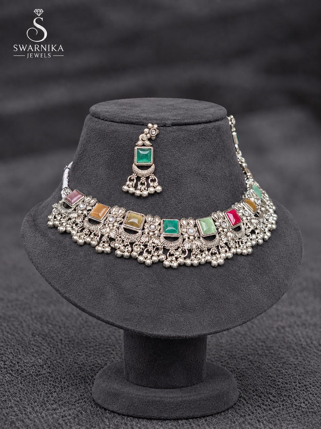 Antique Chain Pendant Necklace Set view 2