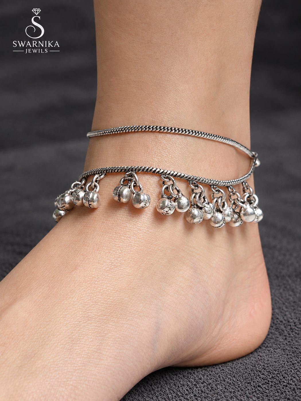 Classic Rope Chain Ghungroo Oxidised Payal view 2