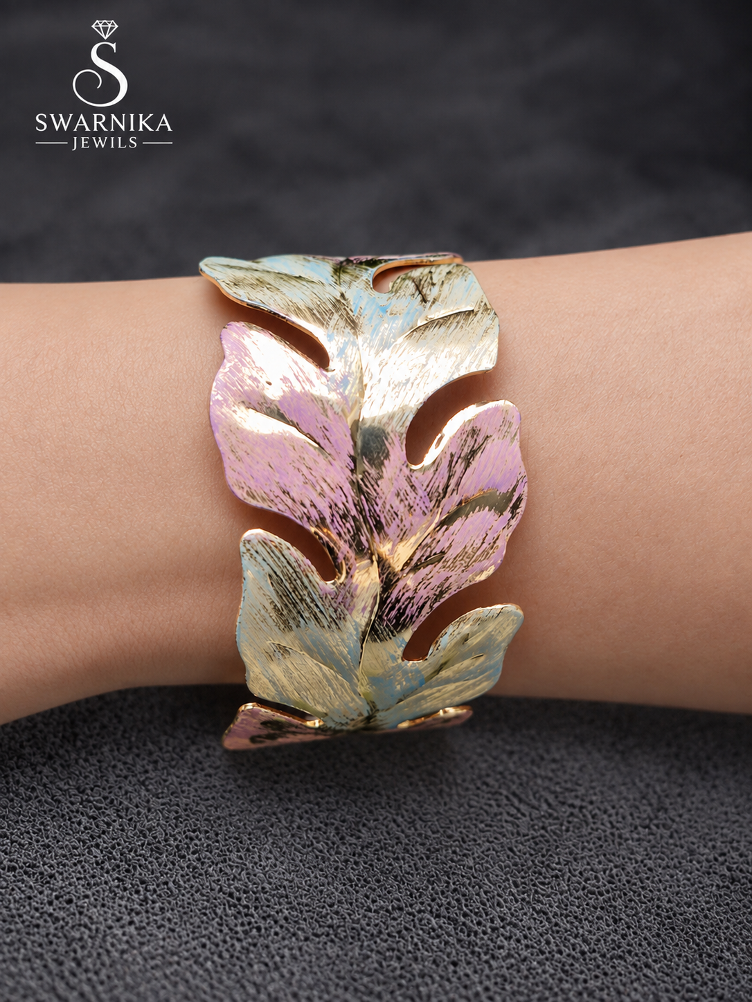Coastal Shell Fan Dual-Tone Statement Kada view 1