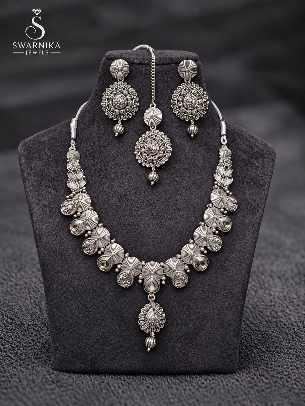 Filigree Cluster Bridal Necklace Set view 1