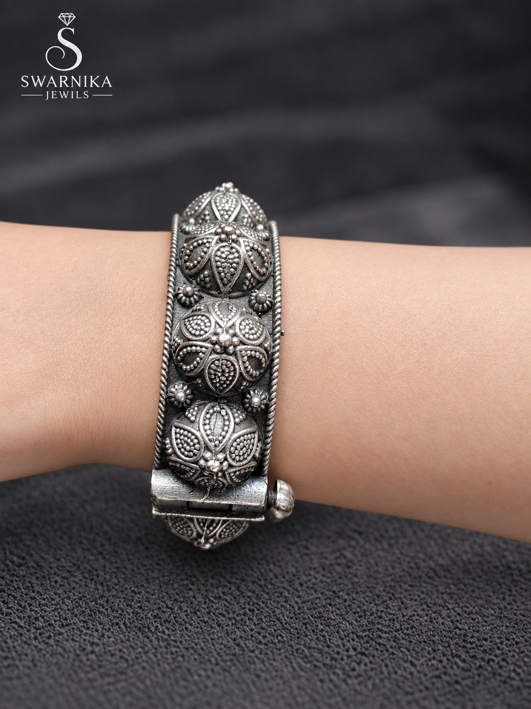 Filigree Floral Dome Screw-Clasp Oxidised Kangan view 1