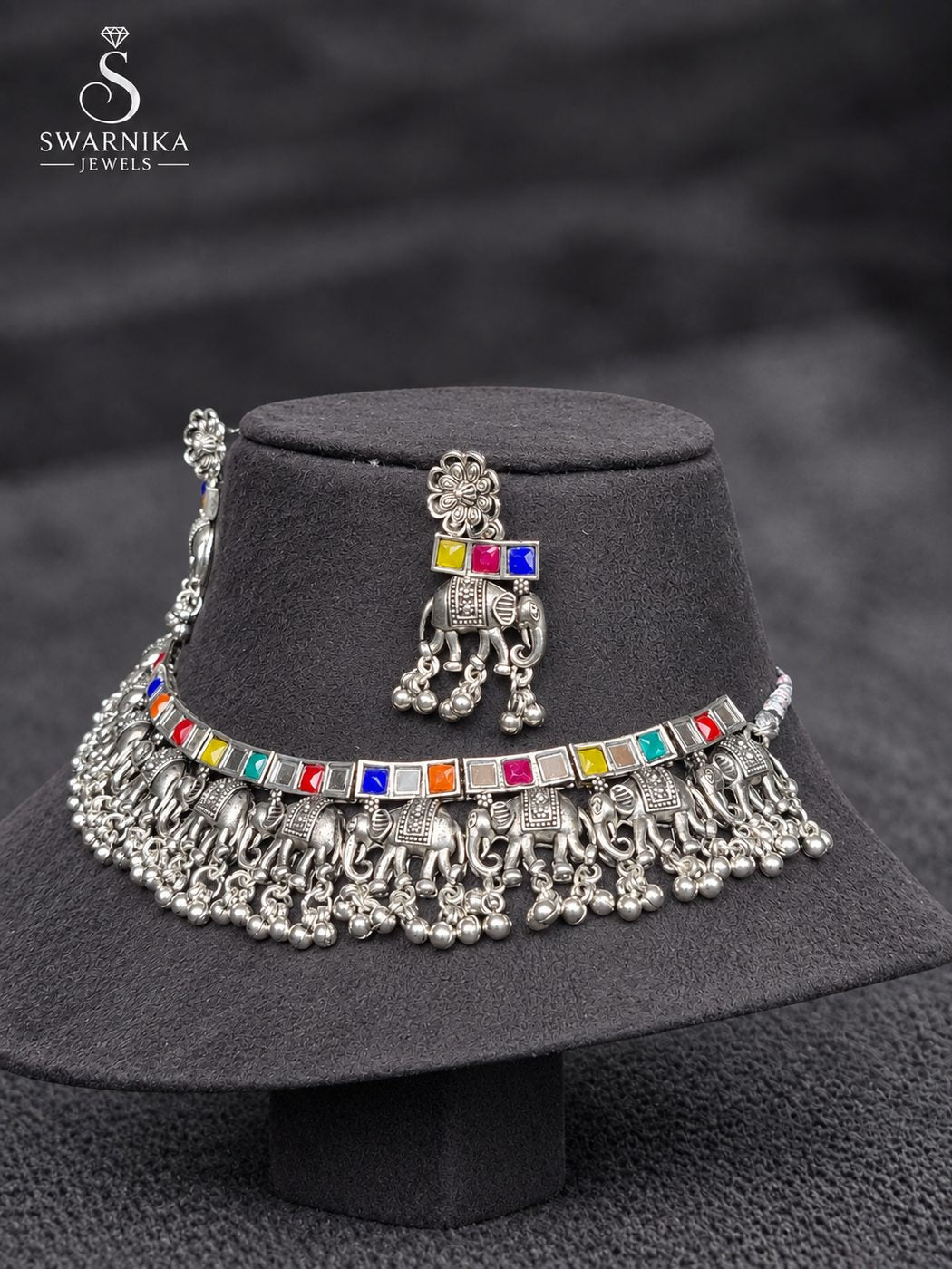 Filigree Pendant Ghungroo Necklace Set view 3