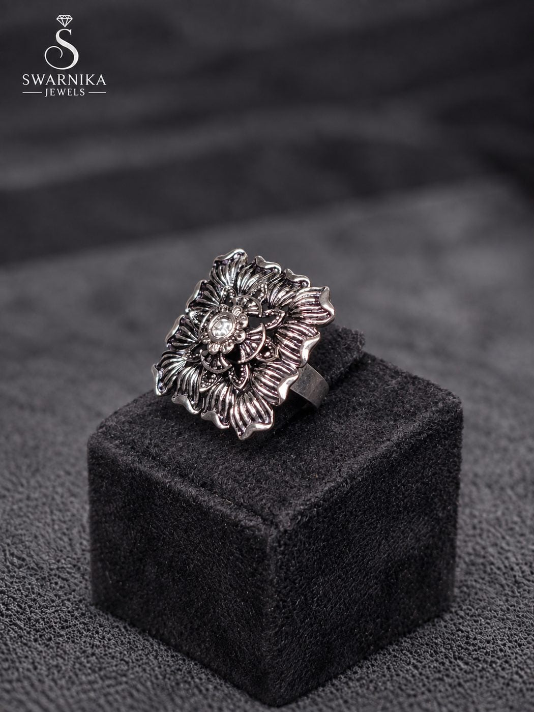 Granulated Border Statement Ring view 3