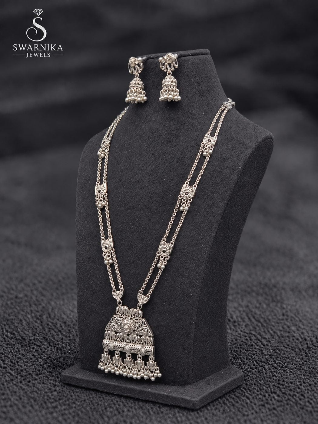 Kundan Look Oxidised Statement Set view 2