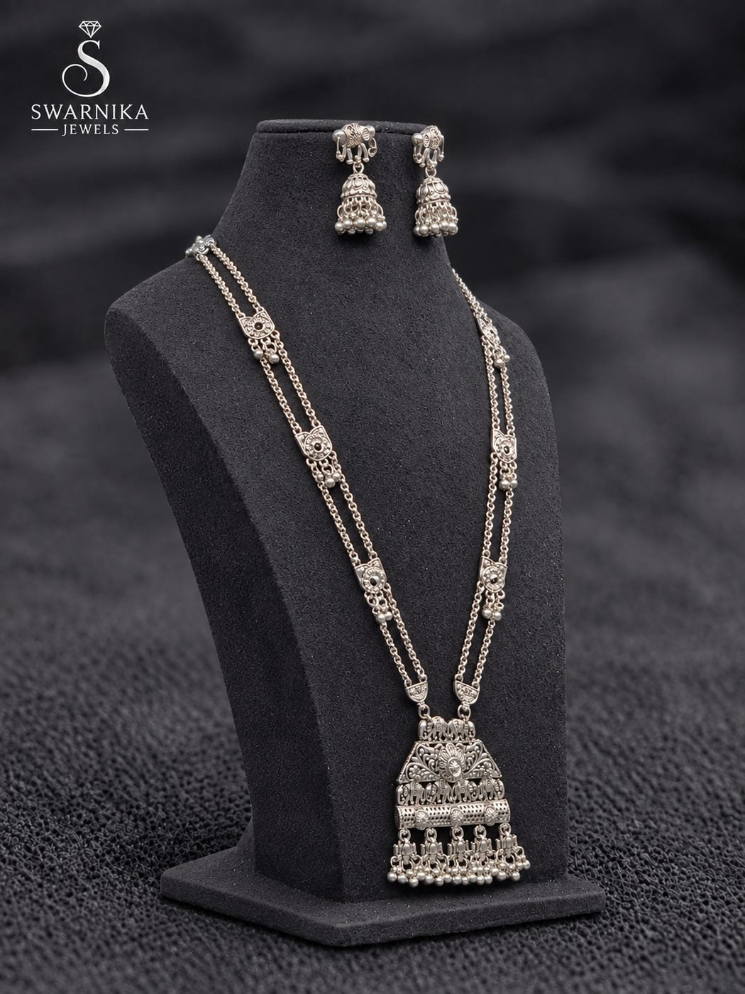 Kundan Look Oxidised Statement Set view 3
