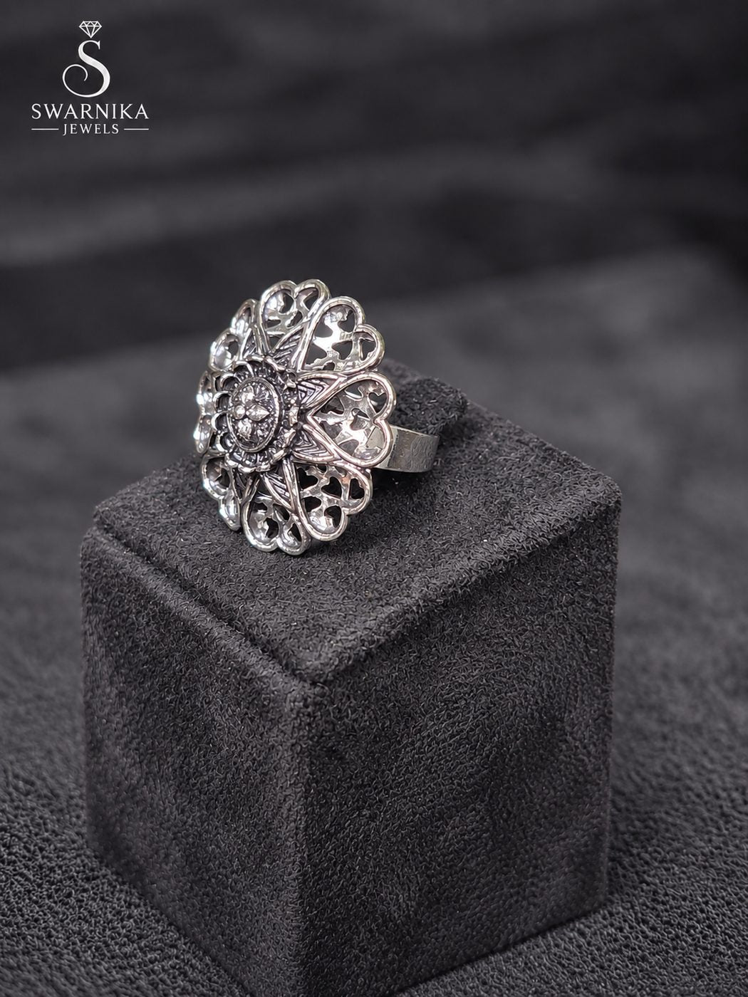 Scallop Edge Oxidised Cocktail Ring view 3